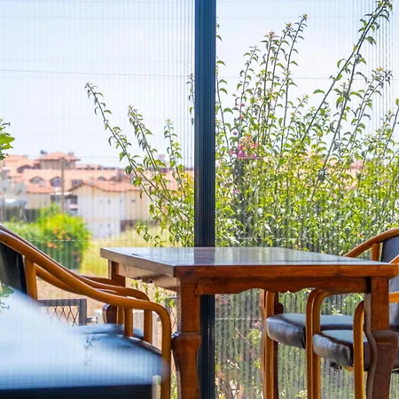 Azalia Garden Hotel